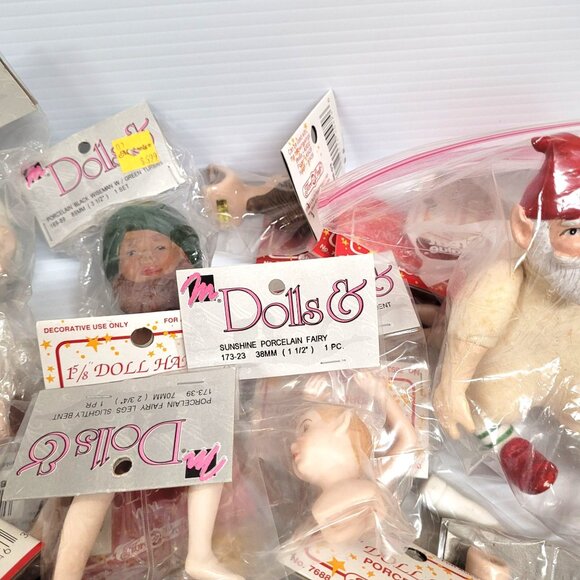 Porcelain Doll Body Parts Lot 45 Legs Heads Arms Crafts New Old Stock Santa - Picture 8 of 10
